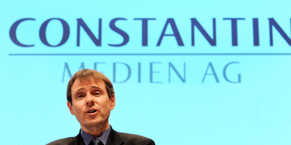 FCB-Präsident und Medienunternehmer Bernhard Burgener will den Zwist mit Constantin Medien beilegen. Nun hat Burgener bei Highlight Communications einen neuen Grossaktionär an Bord geholt. FCB-Präsident und Medienunternehmer Bernhard Burgener will den Zwist mit Constantin Medien beilegen. Nun hat Burgener bei Highlight Communications einen neuen Grossaktionär an Bord geholt.