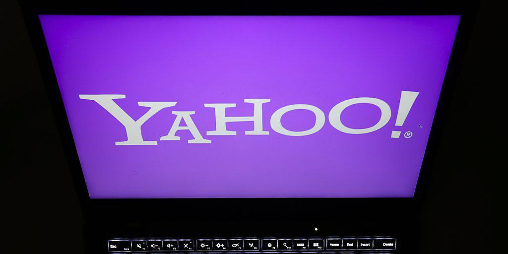 Im September hatte Yahoo bekanntgegeben, dass im Jahr 2014 Daten von 500 Millionen Nutzern geklaut worden waren. Nun wurden wegen dieser Hackerangriffe zwei russische Geheimdienst-Mitarbeiter angeklagt. (Symbolbild) Im September hatte Yahoo bekanntgegeben, dass im Jahr 2014 Daten von 500 Millionen Nutzern geklaut worden waren. Nun wurden wegen dieser Hackerangriffe zwei russische Geheimdienst-Mitarbeiter angeklagt. (Symbolbild)
