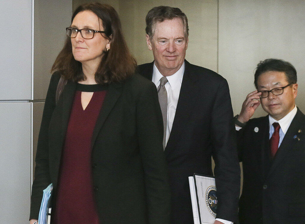 Malmström, Lighthizer und Seko (v.l.): Nun laufen die diplomatischen Dräte heiss, um einen Handelskrieg zu vermeiden. Malmström, Lighthizer und Seko (v.l.): Nun laufen die diplomatischen Dräte heiss, um einen Handelskrieg zu vermeiden.