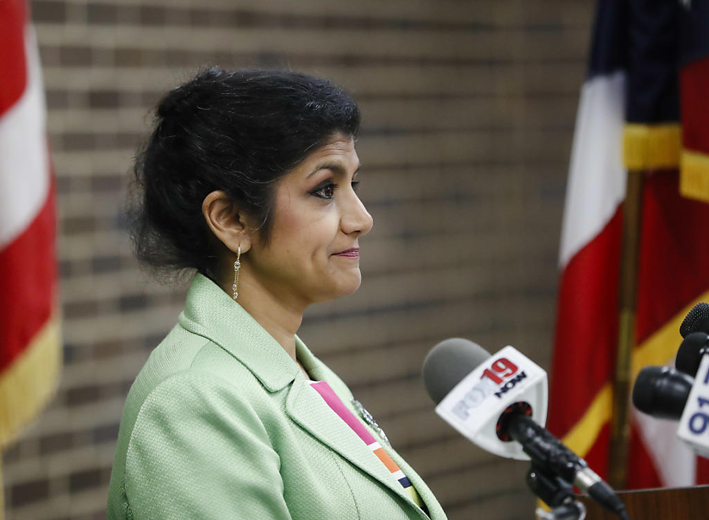 Die amerikanische Gerichtsmedizinerin Lakshmi Sammarco widerspricht den Aussagen der Eltern von Otto Warmbier, wonach es Beweise für nordkoreanische Folter an ihrem Sohn gebe. Die amerikanische Gerichtsmedizinerin Lakshmi Sammarco widerspricht den Aussagen der Eltern von Otto Warmbier, wonach es Beweise für nordkoreanische Folter an ihrem Sohn gebe.