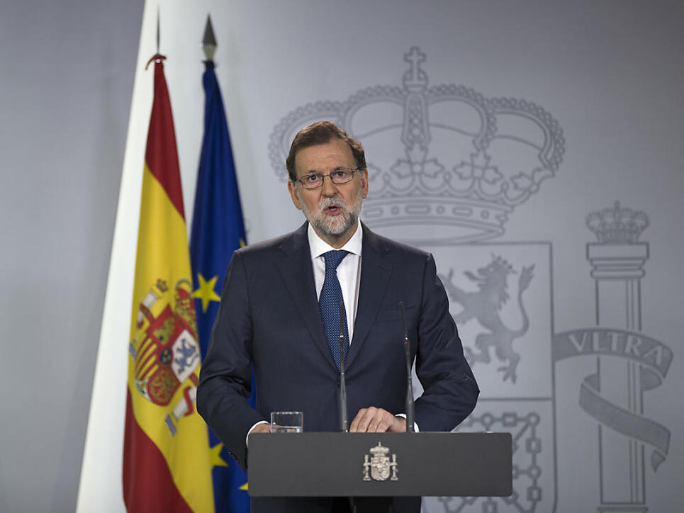 Spaniens Ministerpräsident Mariano Rajoy erklärte, er werde das Referendumsgesetz vor dem Verfassungsgericht anfechten. Die Richter hoben es in einer Dringlichkeitssitzung ohne ihn auf.