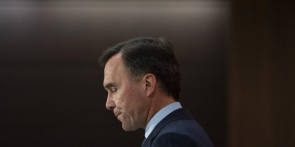 Bill Morneau, Finanzminister von Kanada, gibt seinen Rücktritt während einer Pressekonferenz bekannt. Foto: Justin Tang/The Canadian Press/AP/dpa Bill Morneau, Finanzminister von Kanada, gibt seinen Rücktritt während einer Pressekonferenz bekannt. Foto: Justin Tang/The Canadian Press/AP/dpa