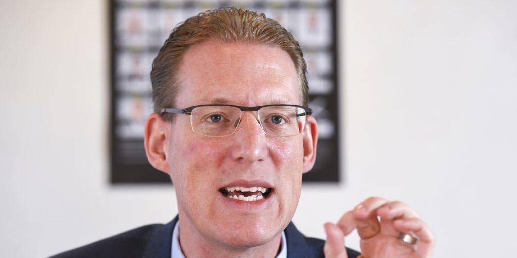 Bilaterale Ja, aber nur, wenn der Lohnschutz garantiert ist: Der Präsident von Travail.Suisse, Nationalrat Adrian Wüthrich (SP/BE).