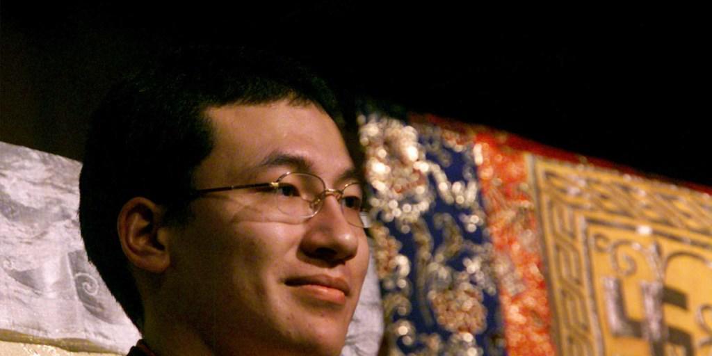 Der Mönch Thaye Dorje, der seit seiner Kindheit als Karmapa Lama verehrt wird, hat seine Jugendfreundin Rinchen Yangzom geheiratet. (Archiv)