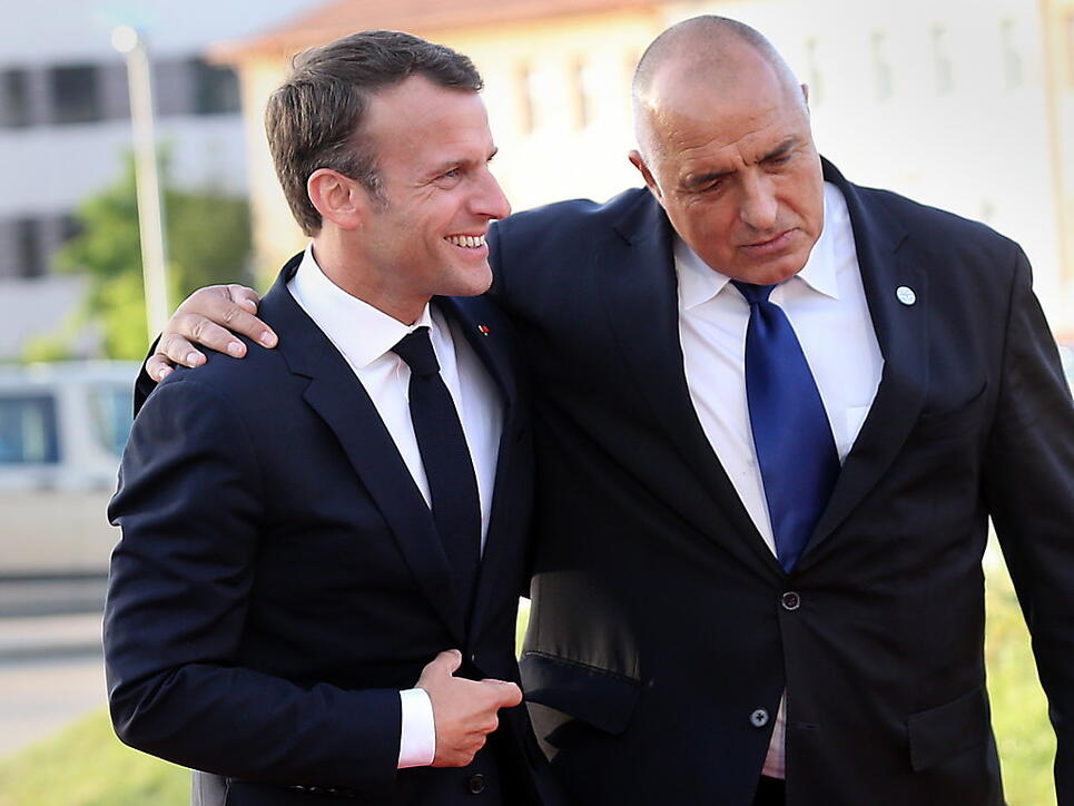 Frankreichs Präsident Emmanuel Macron (Links) mit Bulgariens Premierminister Boyko Borissov am EU-Gipfel in Sofia.