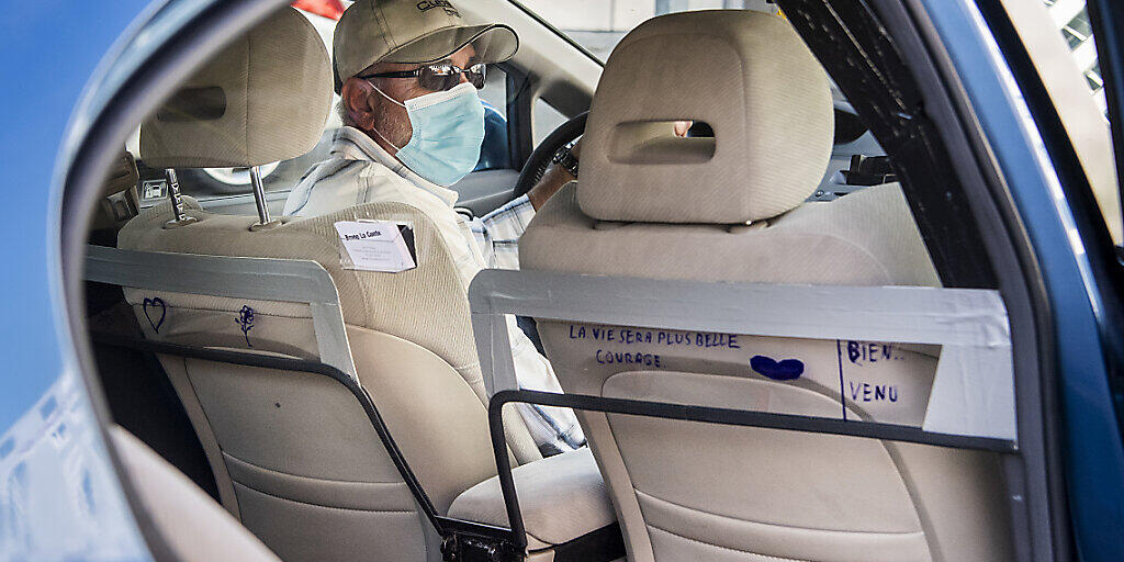 Die Corona-Pandemie hat beim US-Fahrdienst-Vermittler Uber tiefe Spuren hinterlassen. (Archivbild)