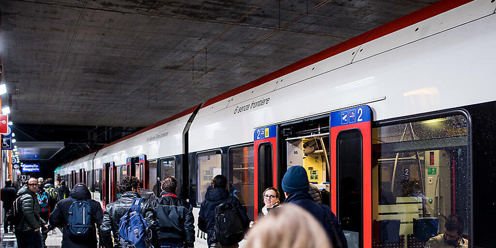 Die Zuwanderung nimmt seit vier Jahren ab. Aus der EU sind im letzten Jahr markant weniger Menschen eingewandert. (Symbolbild)