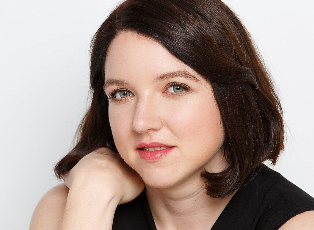 Die in Berlin lebende Schweizer Pianistin Luisa Sereina Splett tritt vom 17. bis 30. November mit zwei aussergewöhnlichen Programmen in neun schweizerischen Städten auf. Die in Berlin lebende Schweizer Pianistin Luisa Sereina Splett tritt vom 17. bis 30. November mit zwei aussergewöhnlichen Programmen in neun schweizerischen Städten auf.