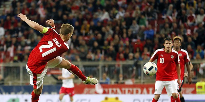Der Basler Marc Janko im Abschluss für Österreich gegen Malta (2:1)