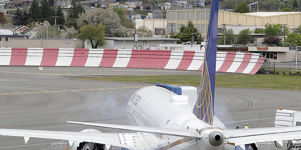 Nach dem mehr als einjährigen Startverbot für den Mittelstreckenjet Boeing 737 Max kann der Flugzeugbauer Testflüge starten. (Archivbild)