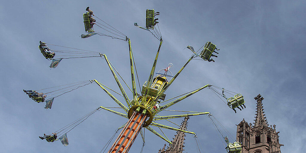 Die Herbstmesse lockt immer mehr auswärtige Besuchende nach Basel. (Archivbild)