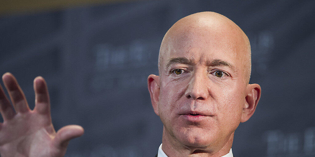 Der reichste Mann der Welt, Jeff Bezos, werde mit der Publikation von intimen Fotos erpresst, heisst es in einem öffentlichen Brief. (Archivbild)