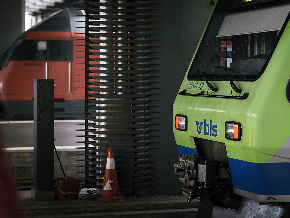 Die SBB lässt den Entscheid des Bundesamtes für Verkehr, der BLS zwei Fernverkehrslinien zuzuteilen, vom Bundesverwaltungsgericht prüfen. (Themenbild)