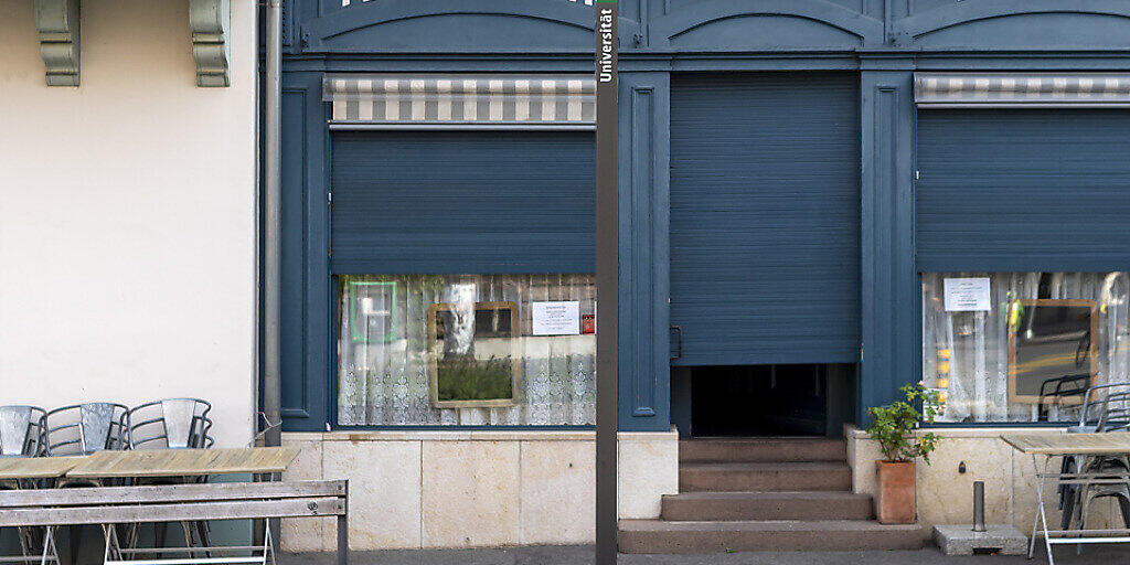 Müssen bis Mitte Dezember geschlossen bleiben: Restaurants und Bars in Basel. Müssen bis Mitte Dezember geschlossen bleiben: Restaurants und Bars in Basel.