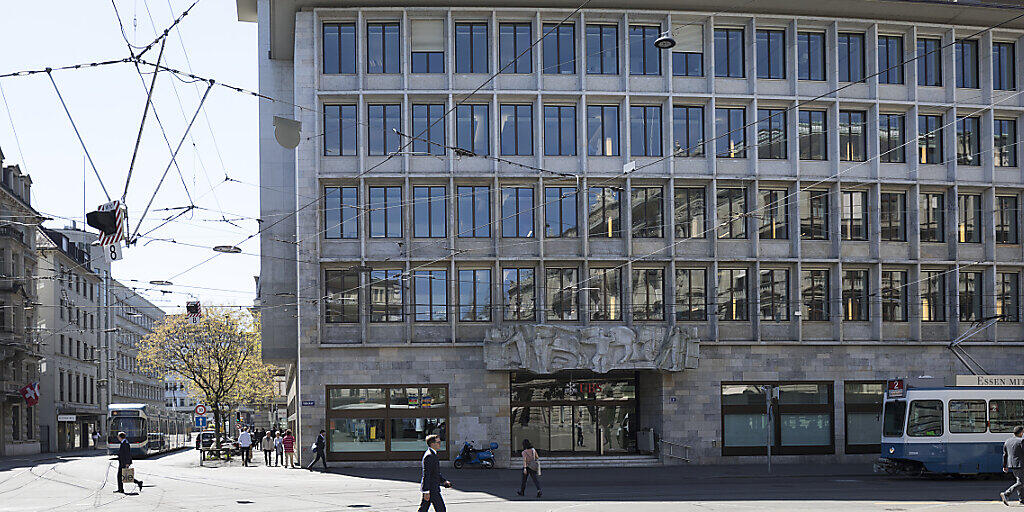 UBS verdient im dritten Quartal deutlich mehr. (Archivbild)