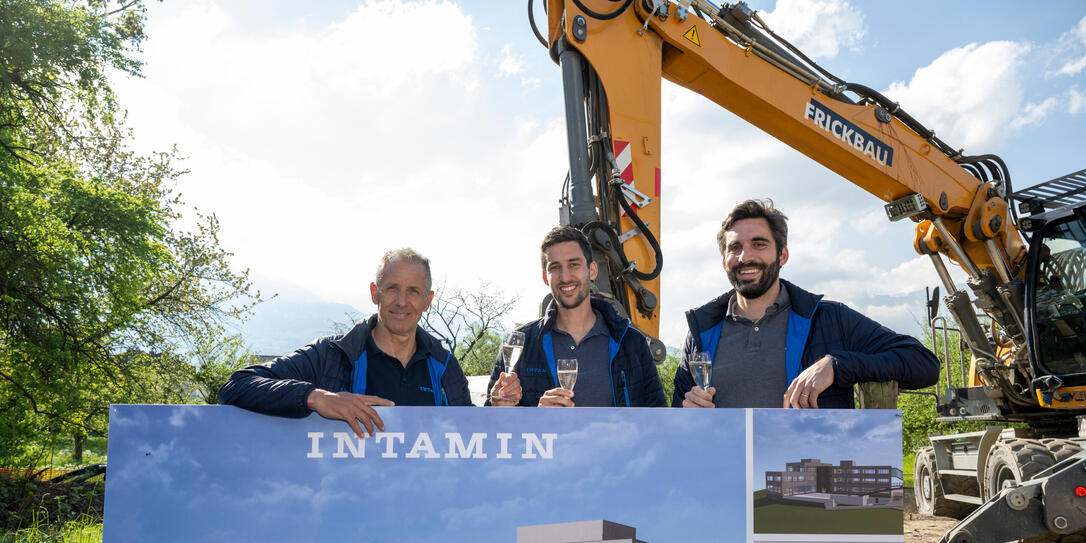 250415 Spatenstich neues Intamin-Firmengebäude 250415 Spatenstich neues Intamin-Firmengebäude