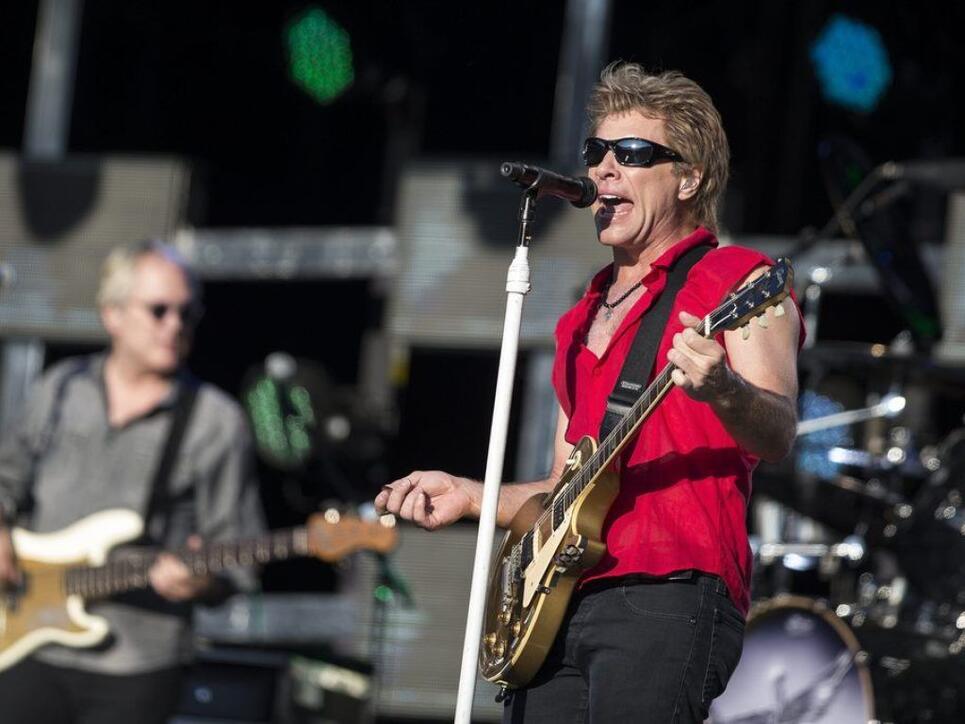 Bon Jovi - hier 2013 im Stade de Suisse in Bern - kommen in die Rock and Roll Hall of Fame.