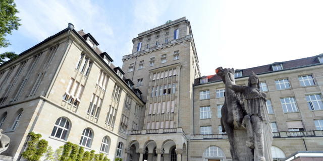 Die Uni Zürich erhält die meisten Förderungsprofessuren (Archiv) Die Uni Zürich erhält die meisten Förderungsprofessuren (Archiv)