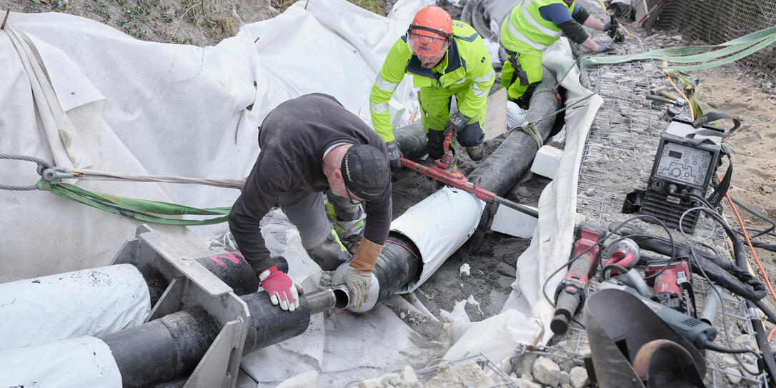 Installation der Fernwärme auf Schloss Vaduz