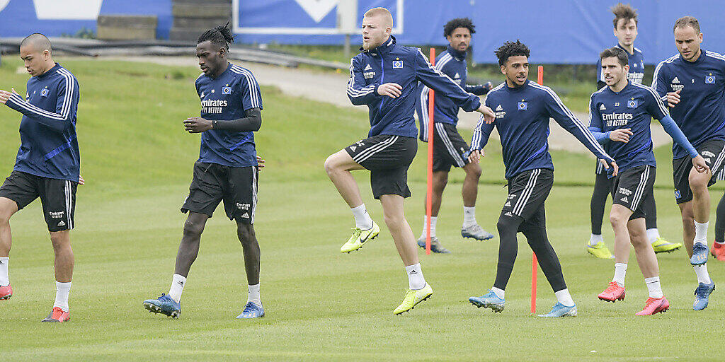 Dem Hamburger SV droht, den Aufstieg in die Bundesliga auch in diesem Jahr zu verpassen Dem Hamburger SV droht, den Aufstieg in die Bundesliga auch in diesem Jahr zu verpassen