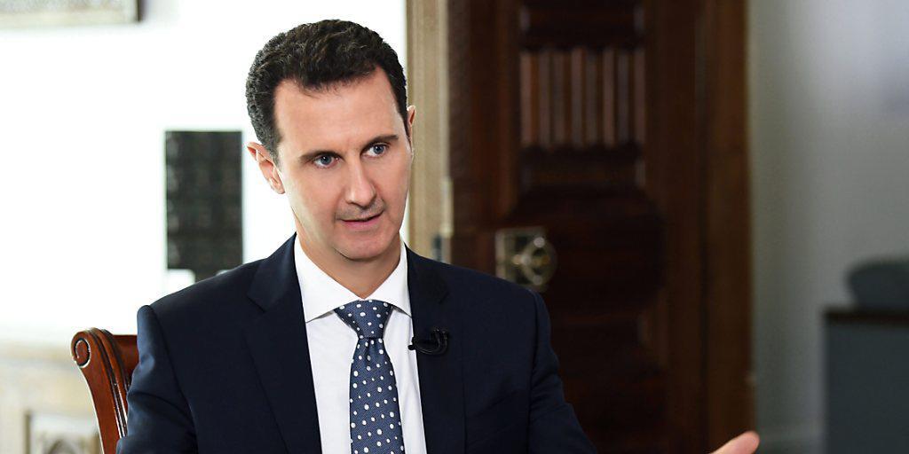 Der syrische Präsident Baschar al-Assad will offenbar die Opposition an einer künftigen syrischen Regierung beteiligen. (Archivbild)