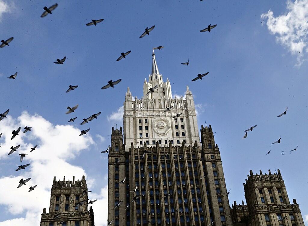Das Aussenministerium in Moskau - eine der so genannten Sieben Schwestern, Hochhäuser, die im Auftrag Stalins im Stil des Sozialistischen Klassizismus erbaut wurden.