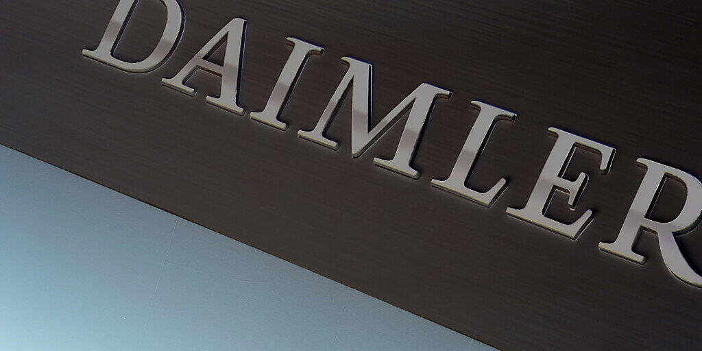 Daimler-Gewinn bricht durch Corona-Krise ein. (Archiv) Daimler-Gewinn bricht durch Corona-Krise ein. (Archiv)